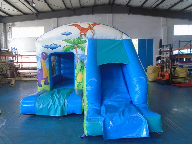 What Customers Look for When Hiring a Bouncy Castle?